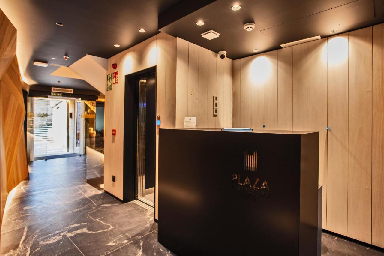 Hotel Plaza Obradoiro By Bossh! Hotels Сантяго де Компостела Екстериор снимка